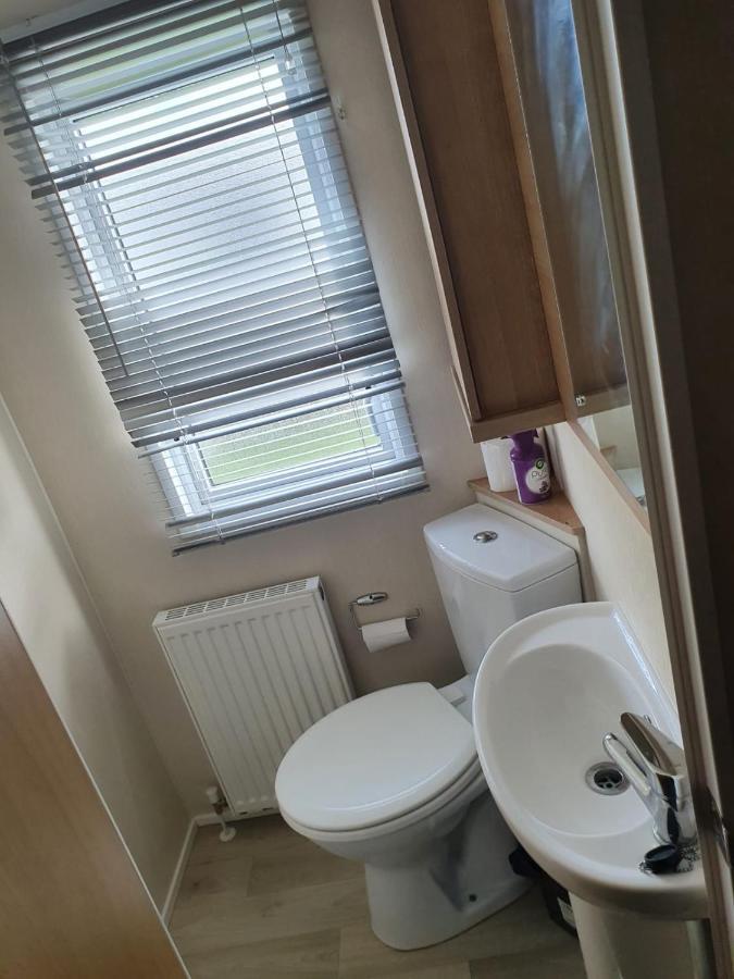 Stunning 3-Bed Caravan In クラクトン・オン・シー エクステリア 写真